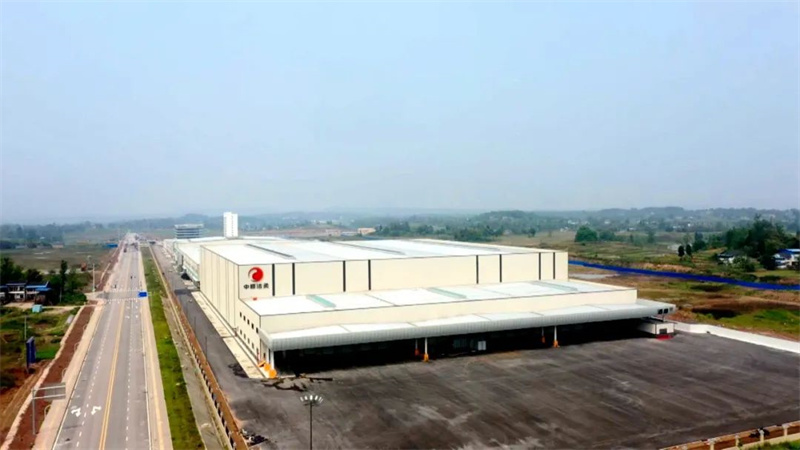 中顺洁柔(达州)30万吨浆纸一体化项目生产车间.jpg